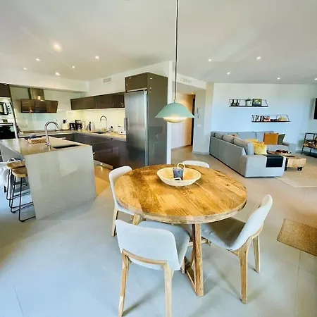 Coastal Comfort - Puerto Sotogrande - With Parking Space Apartment Torreguadiaro